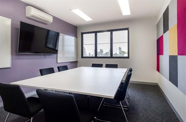 Fraser Rise Community Centre - Meeting Room