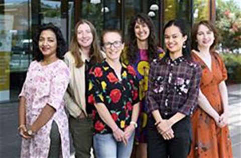 Groundwork Exhibition Program 2024, Participants L to R: Snehika Paspunuri, Ana Hanson, Zofia Lickova, Kate Robinson, Chelsea Avila, Mollie-Rose Chislett. Photography by Shawn Smits.